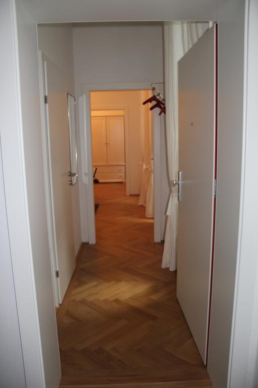Premarental Wien Rum bild